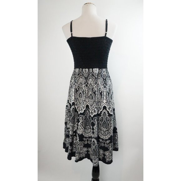 Embroidered Sundress - Picture 4 of 7